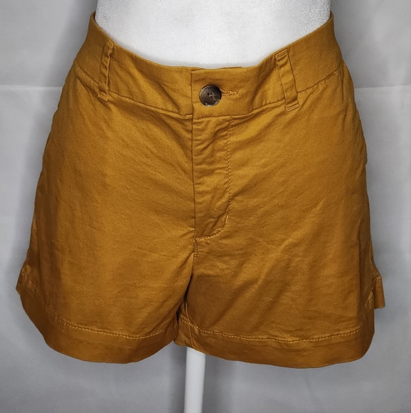 Old Navy Pants - Burnt orange shorts